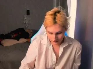 Offline alisastarr on CamSoda