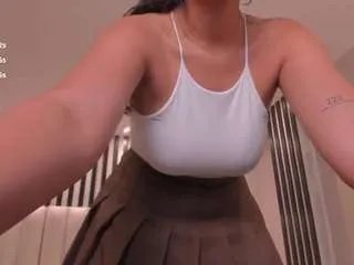 ambarjames on CamSoda 