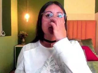 Freechat amberr-gold on CamSoda