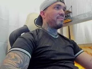 Offline angellatino on CamSoda