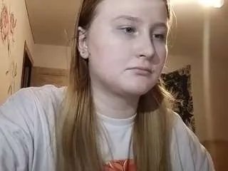 Offline anikalipps on CamSoda