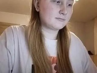 Offline anikalipps on CamSoda