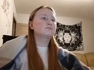 Offline anikalipps on CamSoda