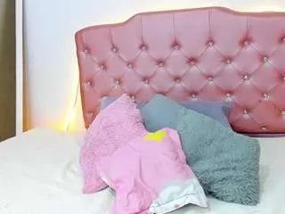 Offline anitahlitman on CamSoda