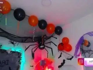 Freechat ashleyparkerr on CamSoda