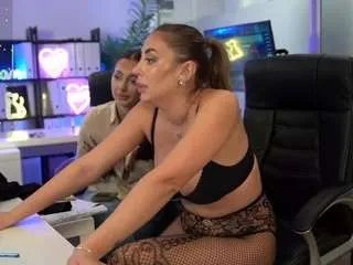 Offline babesgoeswild on CamSoda