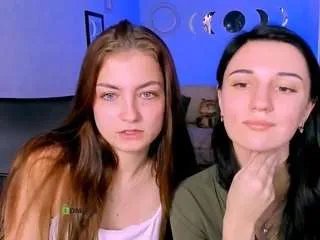 Offline baby-hotte on CamSoda