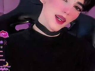 babyalejaa on CamSoda 