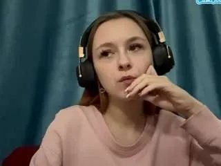 Offline bellajeanfrancois on CamSoda