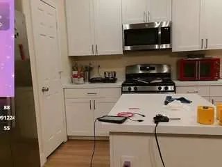 Offline blondiewithanass on CamSoda