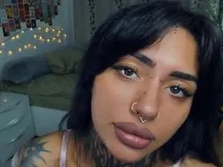 Offline butterf1y on CamSoda