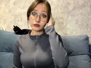 Offline camillamantella on CamSoda