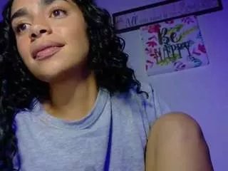 cassandraandrews on CamSoda 