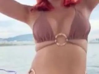 catalleyahott on CamSoda 