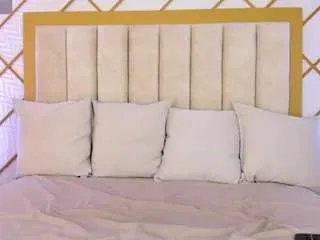 Freechat cocodamoree on CamSoda