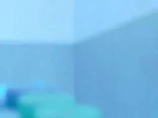 Freechat cutepetitee on CamSoda