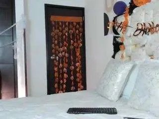 Offline danipeach on CamSoda