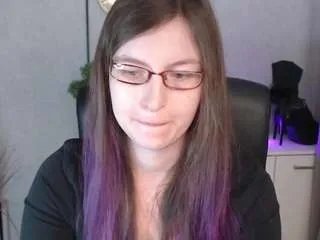 Freechat emmatease94 on CamSoda