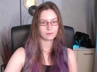 Freechat emmatease94 on CamSoda