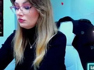 Offline evelynerosse on CamSoda