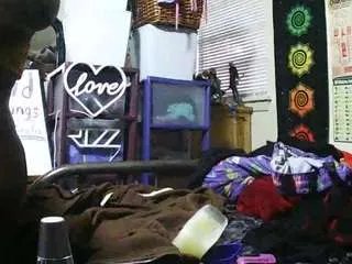 Offline gardeniafields on CamSoda