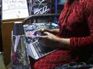 Offline gardeniafields on CamSoda