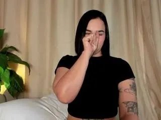 Offline hannajohnsonx on CamSoda