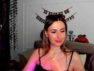 happysmileee on CamSoda 