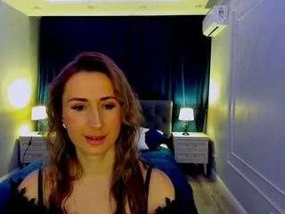 happysmileee on CamSoda 