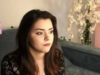 Offline jannetcotant on CamSoda