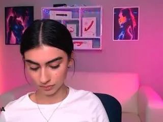 Offline kaisy-star on CamSoda