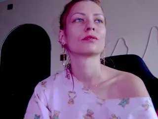Offline karoline1201 on CamSoda