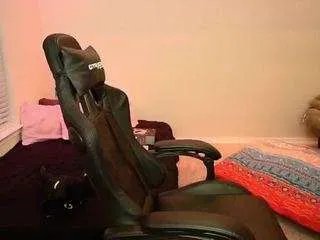 Offline katinyellow on CamSoda