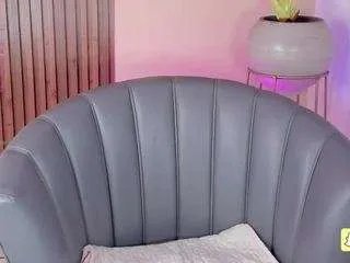 Offline kenay-fox on CamSoda