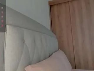 Offline lauracriistina on CamSoda