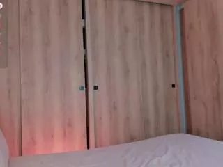 Offline lauracriistina on CamSoda