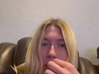 Offline leiaac16-060e85fc on CamSoda