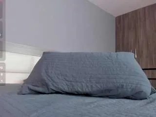 Offline lexxie-bunny on CamSoda