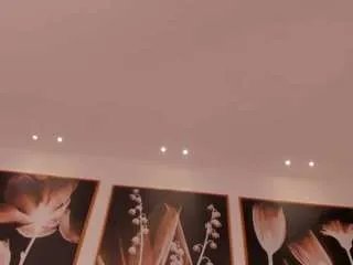 Freechat lili-acosta on CamSoda