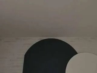 Freechat lili-acosta on CamSoda