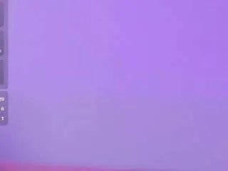 Freechat littleebluee on CamSoda