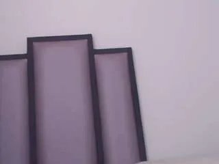 Offline lucy-23 on CamSoda