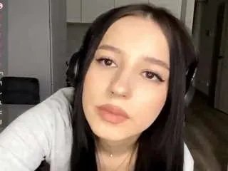 Offline madelinebaker on CamSoda