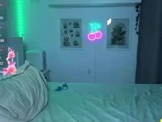 Offline marinalovesyou on CamSoda