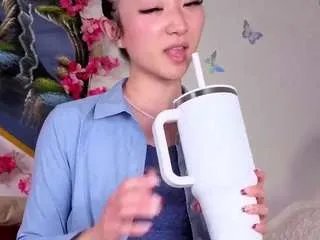 Offline mysweetsofie on CamSoda