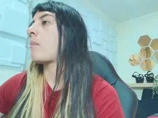 Offline naughtykittenm on CamSoda