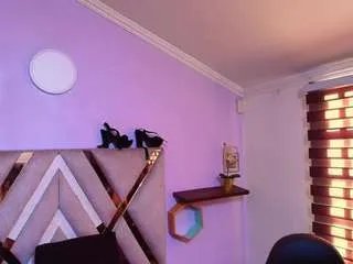 Offline naughtykittenm on CamSoda