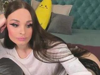 Offline naughtyloryy on CamSoda