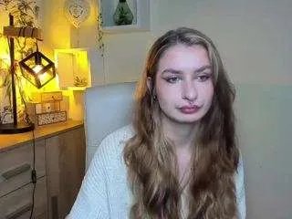 ninablond1 on CamSoda 