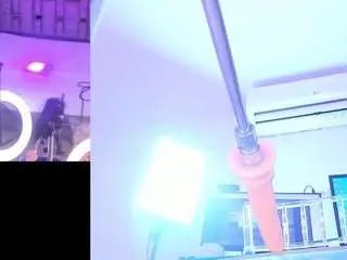 Offline ninacapelli on CamSoda